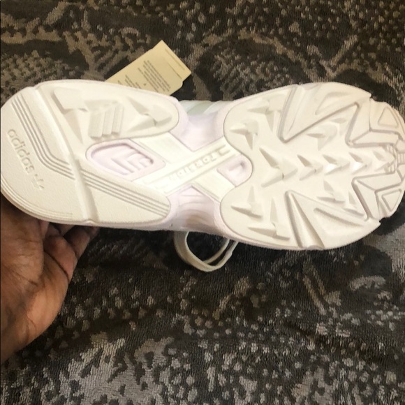 Addia young -96 - Picture 5 of 5